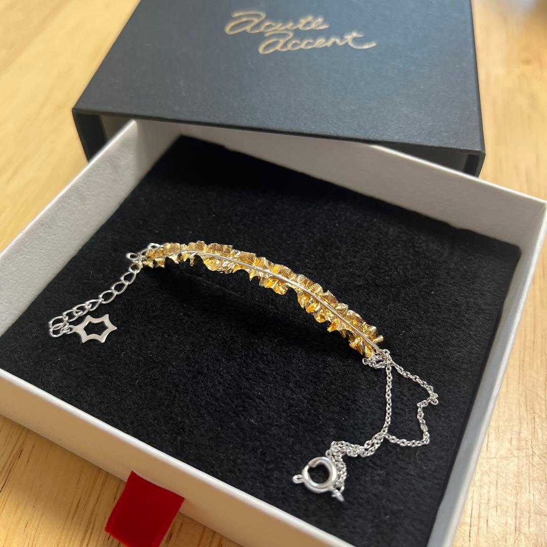 Acute Accent ブレスレット