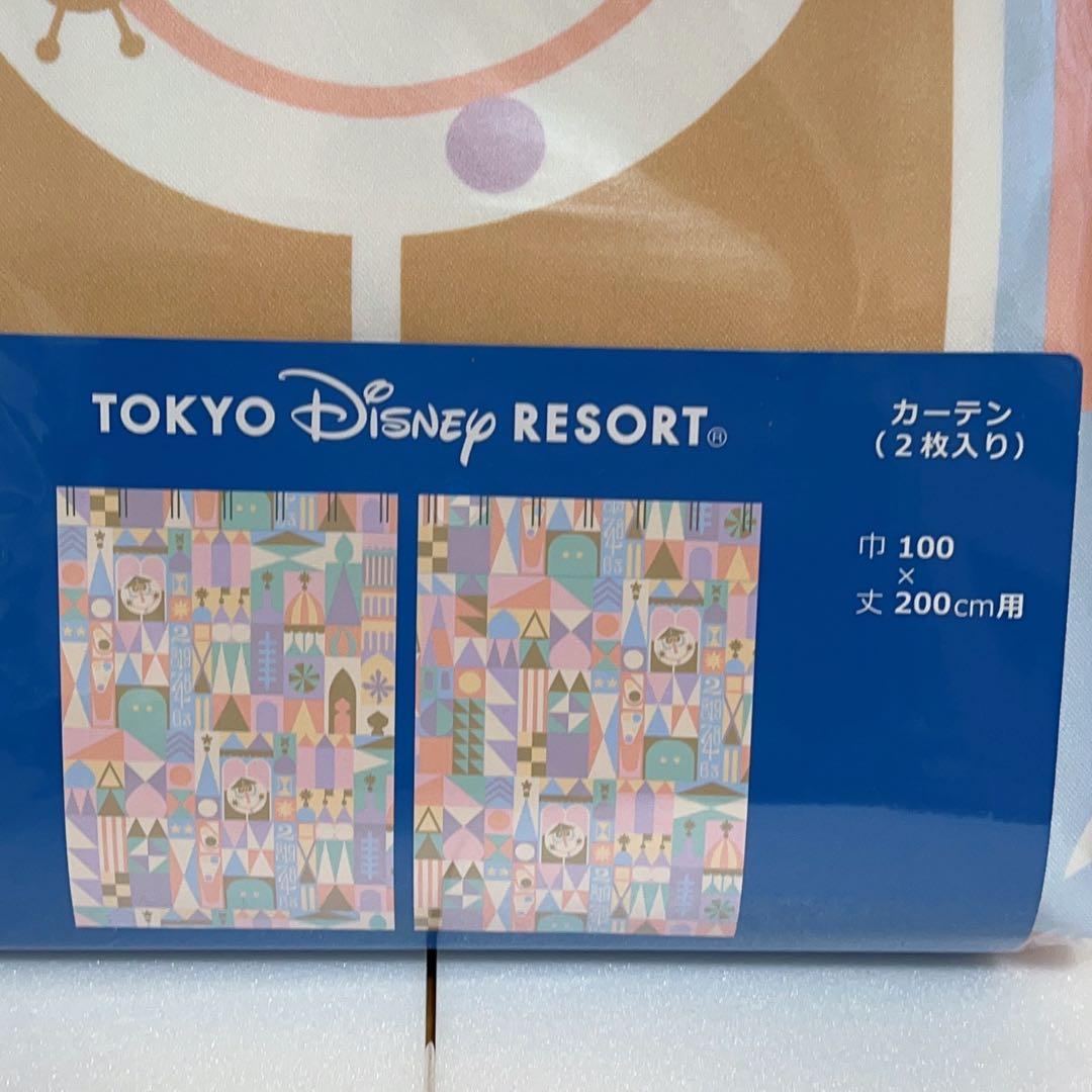 ディズニーリゾート　イッツアスモールワールド　カーテン　ピンク