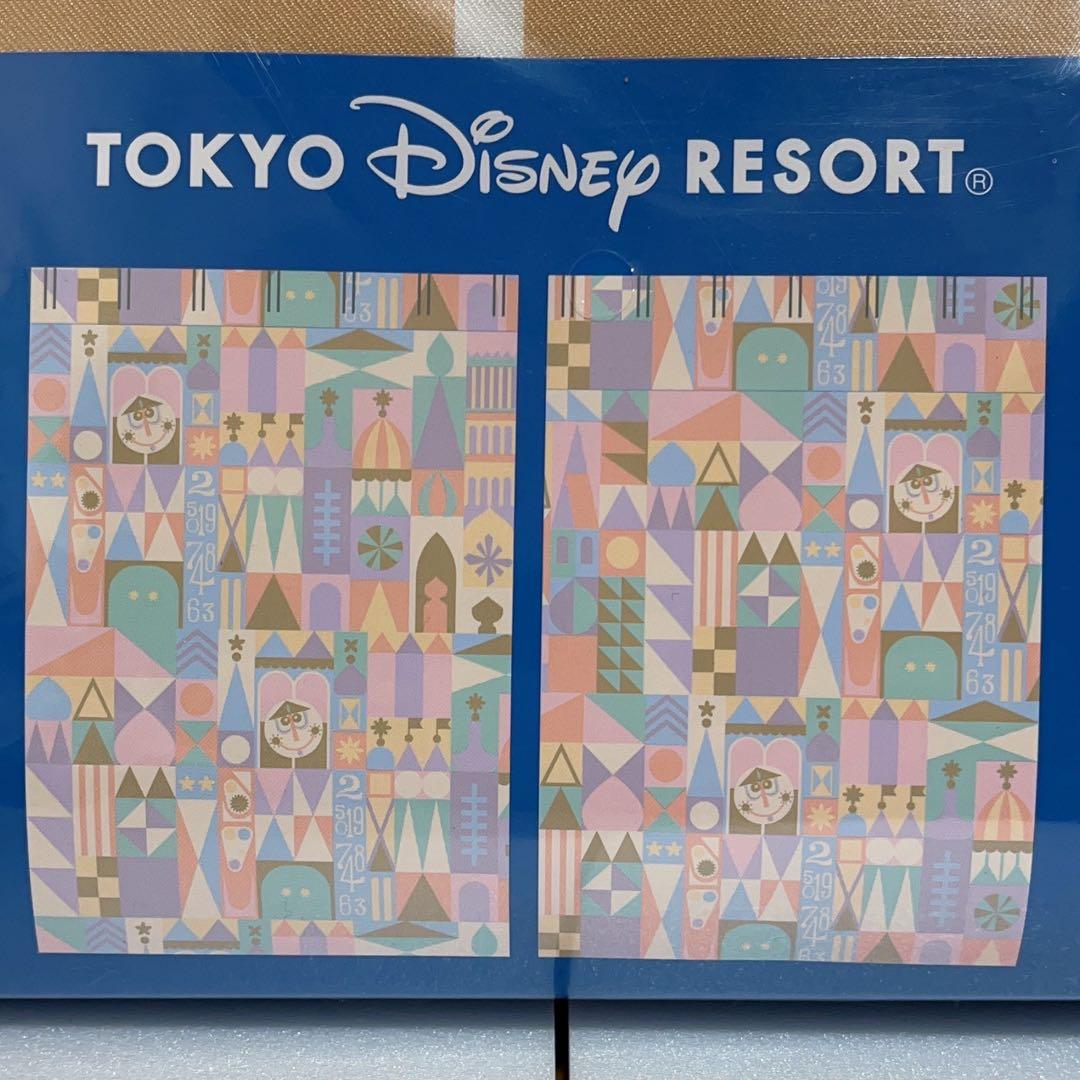 ディズニーリゾート　イッツアスモールワールド　カーテン　ピンク