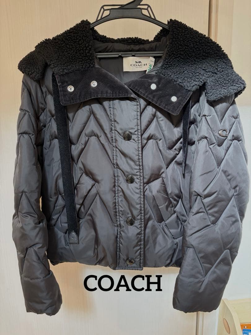 COACH コーチ　短丈　レディース　ダウンジャケット　ブラック　ダウン