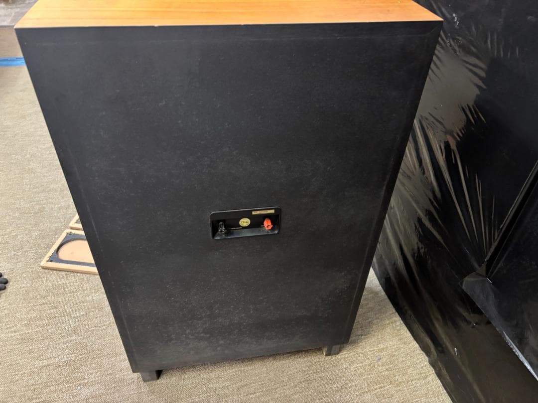 【ジャンク品】Tannoy フロアスタンディングスピーカー 現状お渡し 1ヶ ①