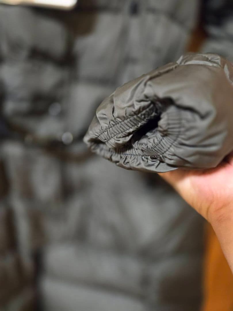 あ*ん様 オークション‼️　タグ付き美品　46万タグ付　モンクレール　KCHLO