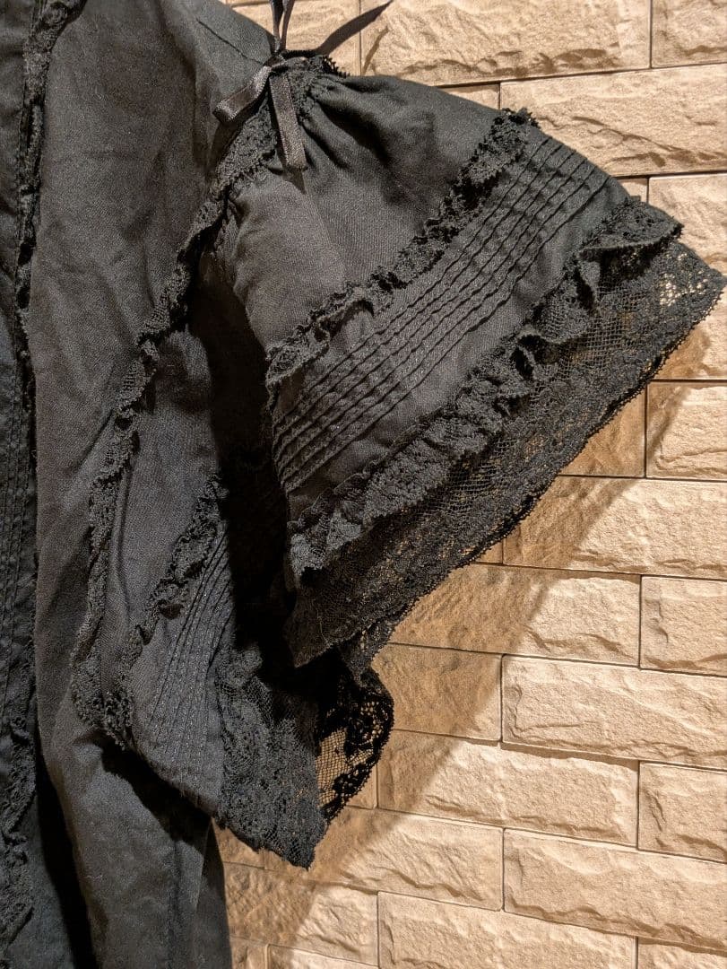 ピンクハウス ピンタック、フランスレース、リボン、フリルスリーブ ブラウス値下げ