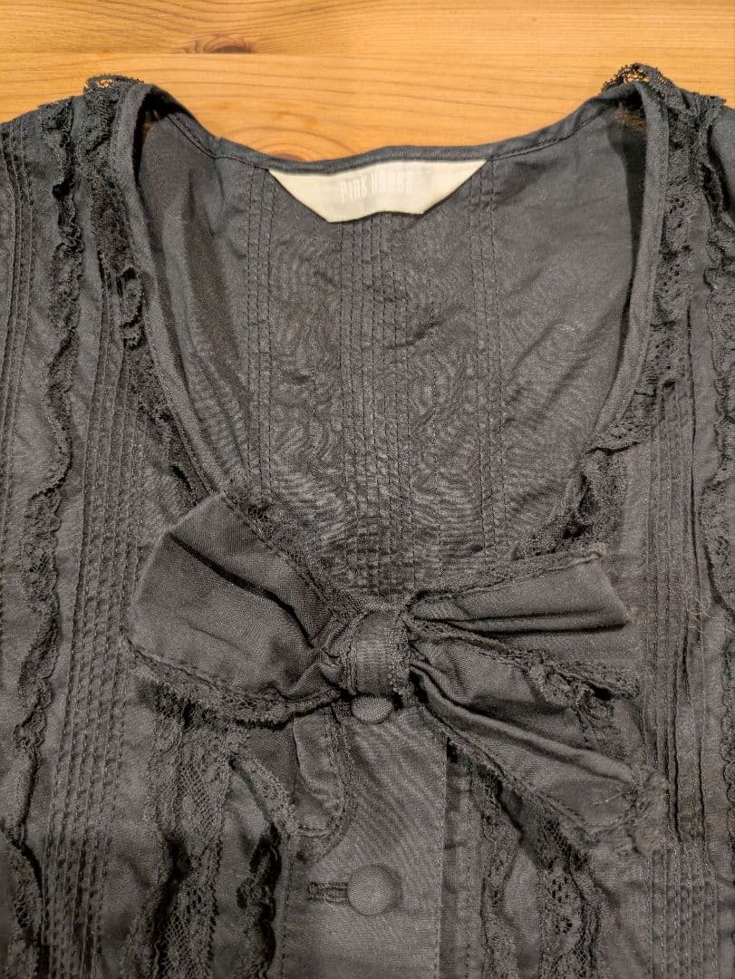 ピンクハウス ピンタック、フランスレース、リボン、フリルスリーブ ブラウス値下げ