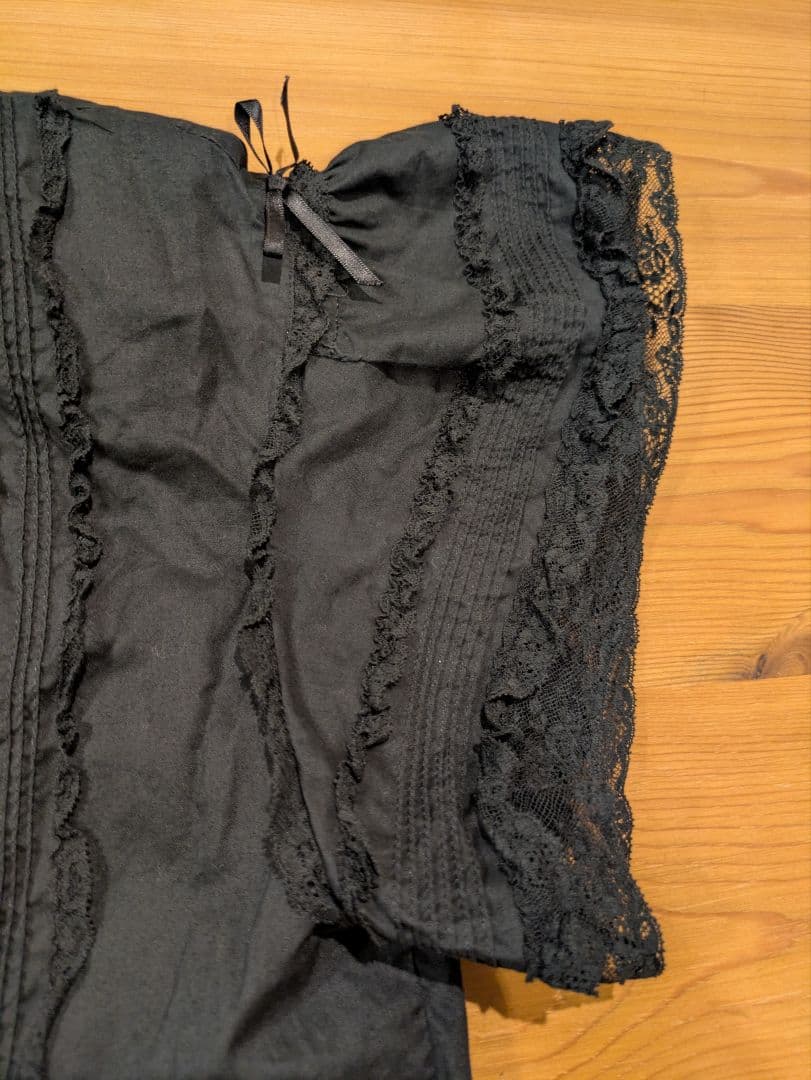 ピンクハウス ピンタック、フランスレース、リボン、フリルスリーブ ブラウス値下げ