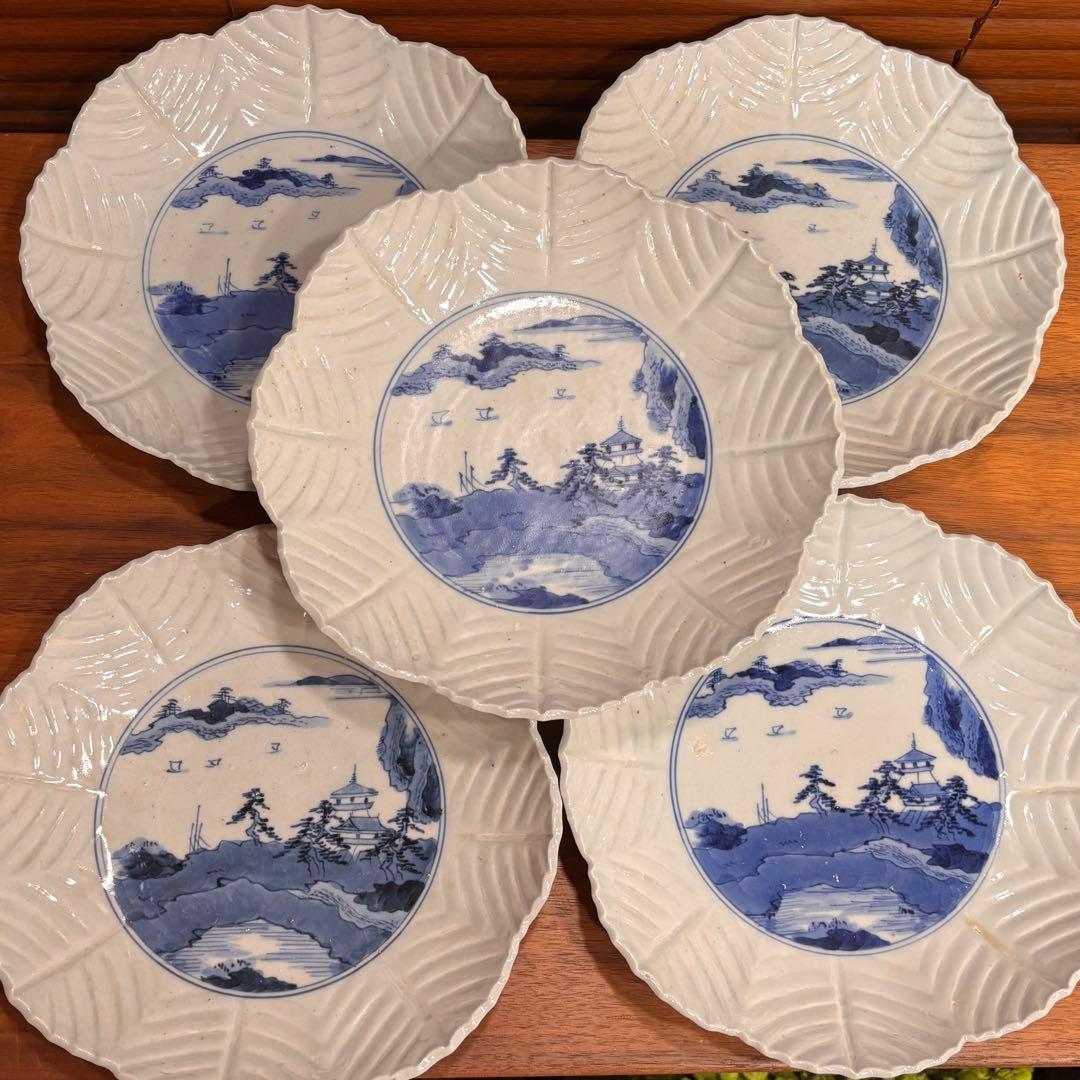 江戸時代　古伊万里　陰刻　染め付け皿　5枚