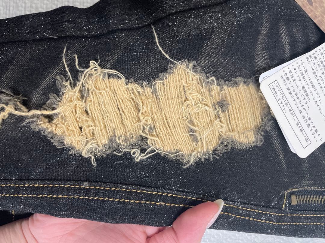 【新品未使用】d.i.a. 大人気スタッズラメダメージスキニーデニム、XS