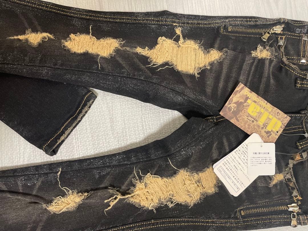 【新品未使用】d.i.a. 大人気スタッズラメダメージスキニーデニム、XS