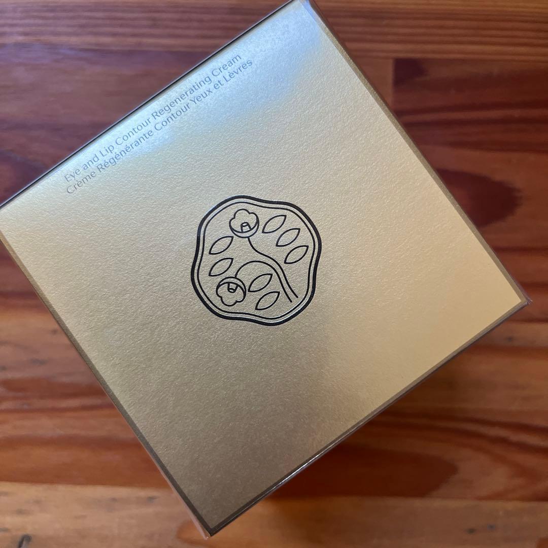 フューチャーソリューションＬＸアイアンドリップコントアＲクリームｅ目もと口もと用