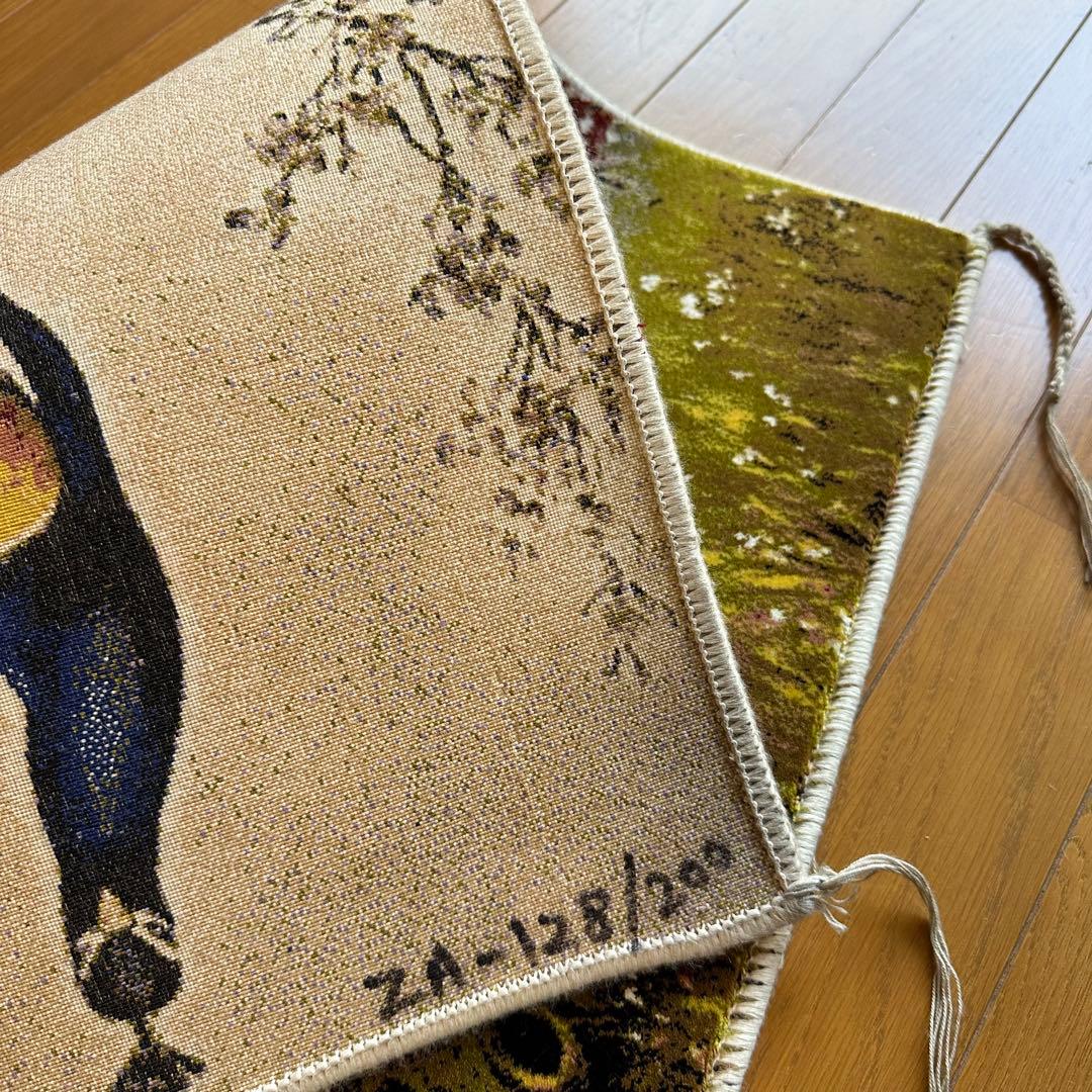 【新品未使用】絵画風絨毯　カーペット　玄関用　孔雀　玄関　廊下　絵画　イラン