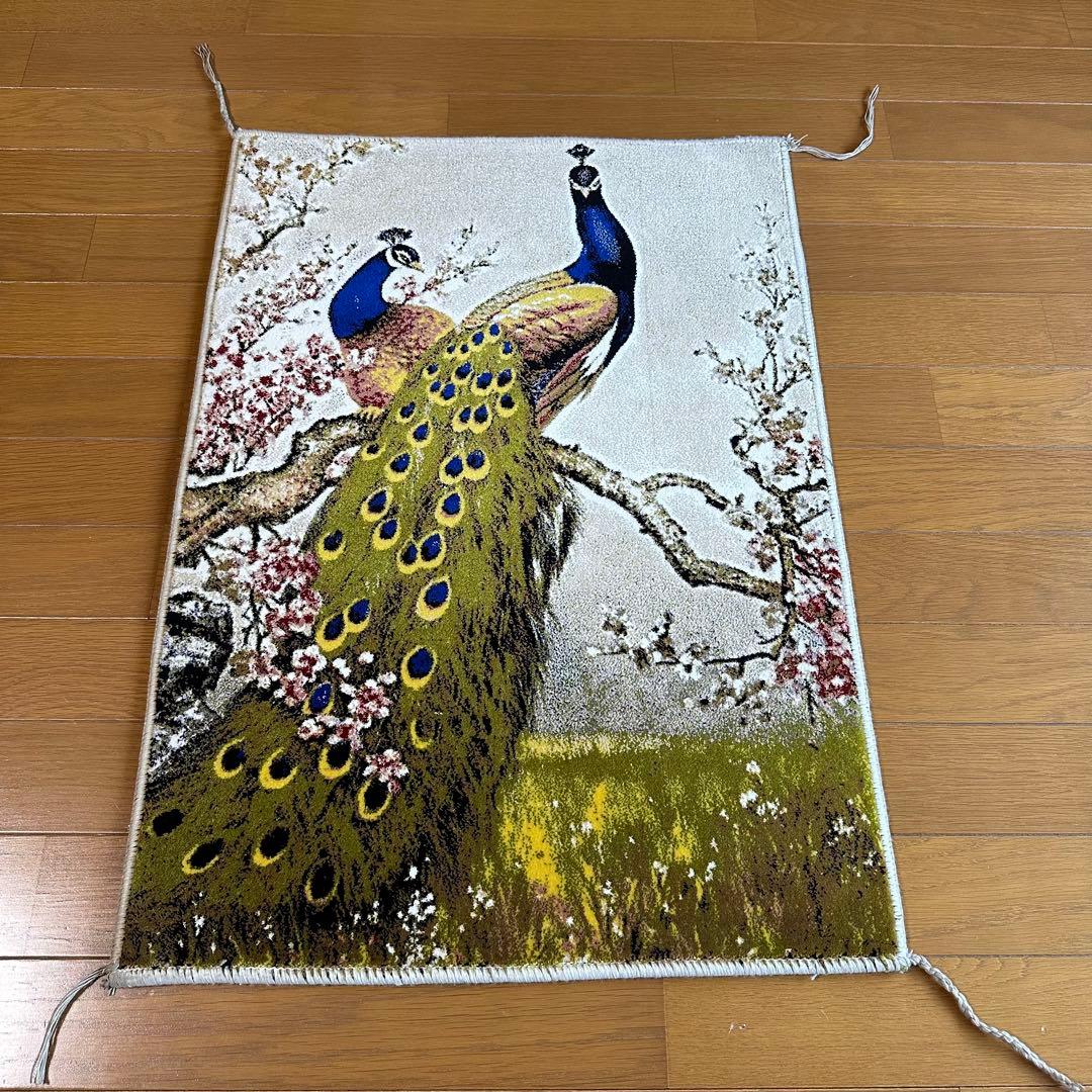 【新品未使用】絵画風絨毯　カーペット　玄関用　孔雀　玄関　廊下　絵画　イラン