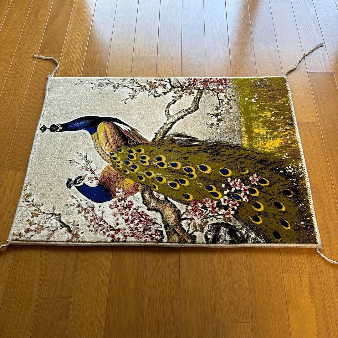 【新品未使用】絵画風絨毯　カーペット　玄関用　孔雀　玄関　廊下　絵画　イラン