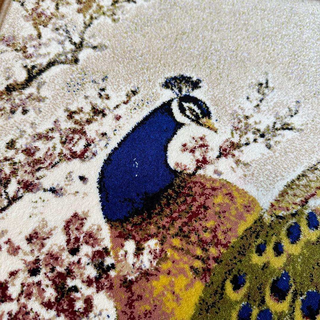 【新品未使用】絵画風絨毯　カーペット　玄関用　孔雀　玄関　廊下　絵画　イラン