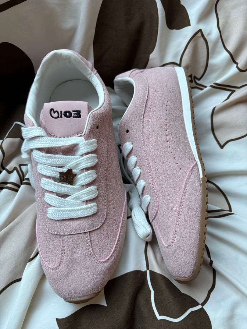 新品未使用alo ピンク スエード コラボスニーカー37