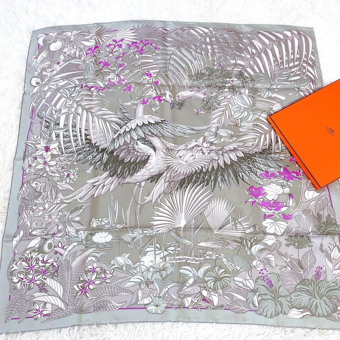 極美品　エルメス　カレ90 フラミンゴパーティー　スカーフ　シルク100%