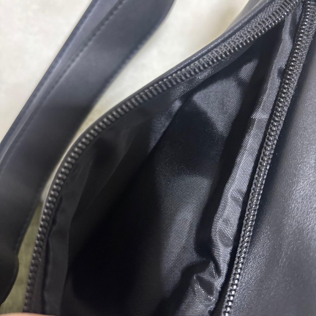 ✨美品✨DIESEL　RINKE KOINBE　ワンダー　ウエストバッグ