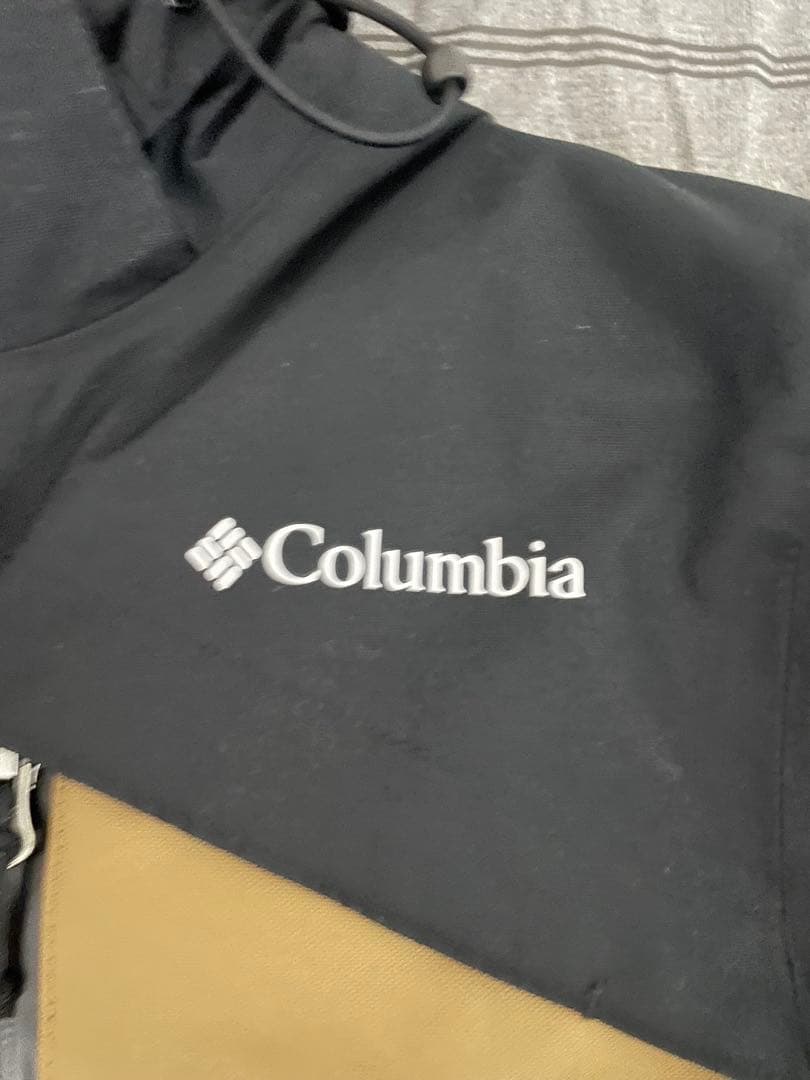 Columbia スノーボードウェア Mサイズ ベージュ