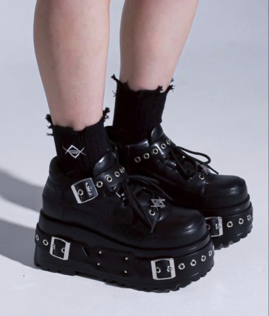 REFLEM プラットフォームシューズ