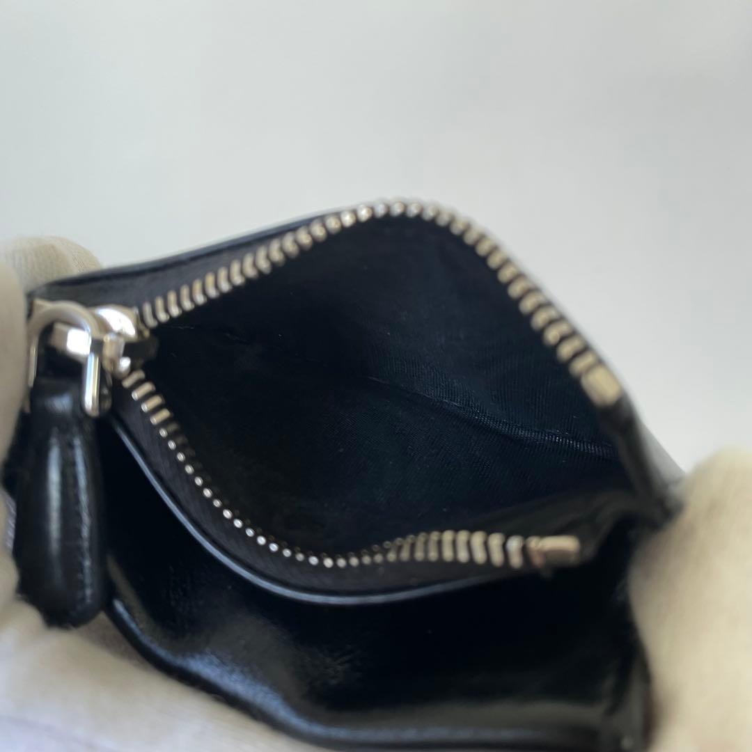 【極美品】プラダ ケース カードケース エンボスロゴ レザー 1MC085