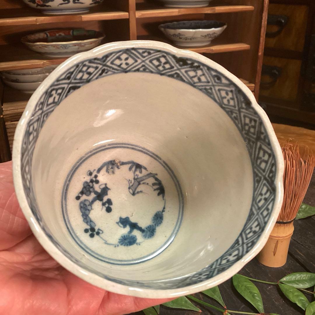 A1044 古伊万里　花唐草　窓絵菊紋様　蕎麦猪口　向付　1客