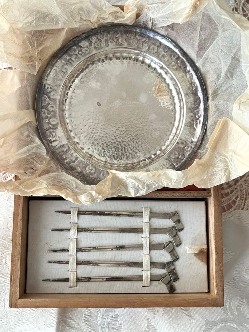 尚美堂　純銀製菓子皿6枚セット　銀製楊枝5本セット