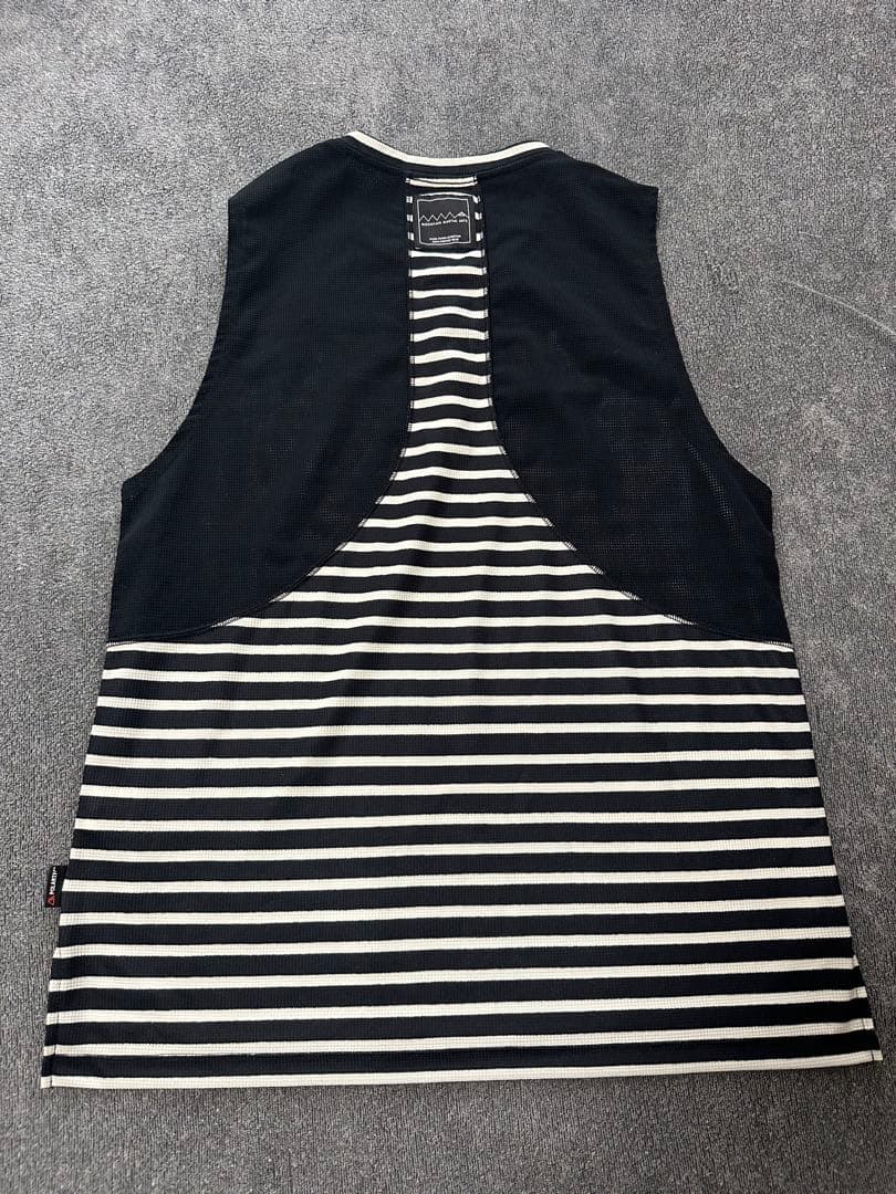 マウンテンマーシャルアーツ　スリーブレスボーダーシャツ