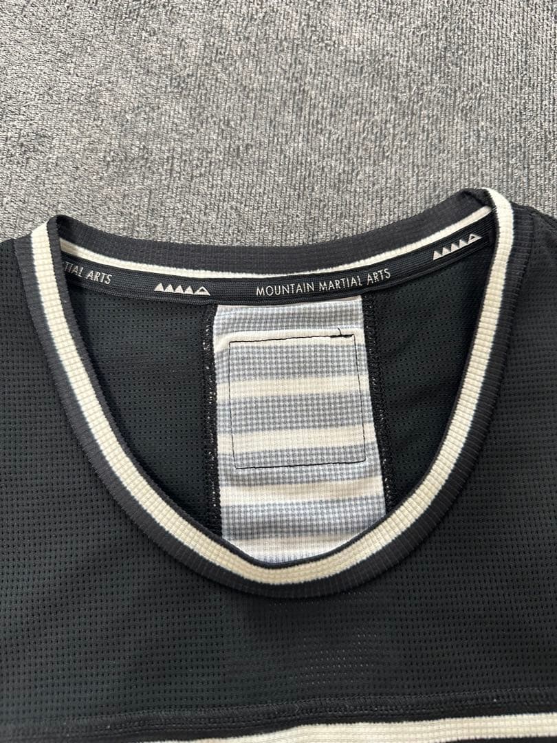 マウンテンマーシャルアーツ　スリーブレスボーダーシャツ