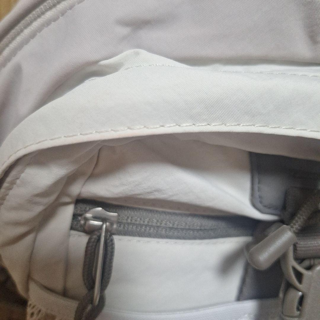 THE NORTH FACE リュック　韓国限定　リーコン M クリームベージュ