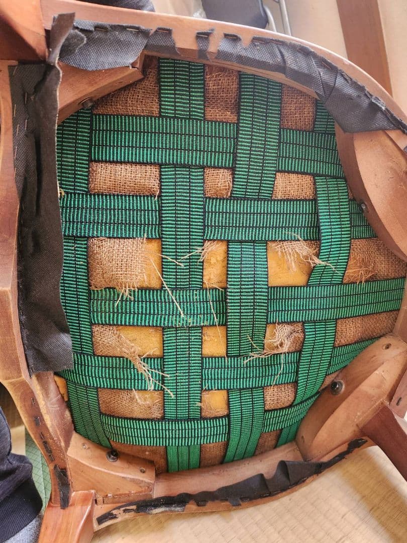 激安！１脚２０万以上！お洒落な猫脚のアンティークビンテージスタッズ付きチェアー