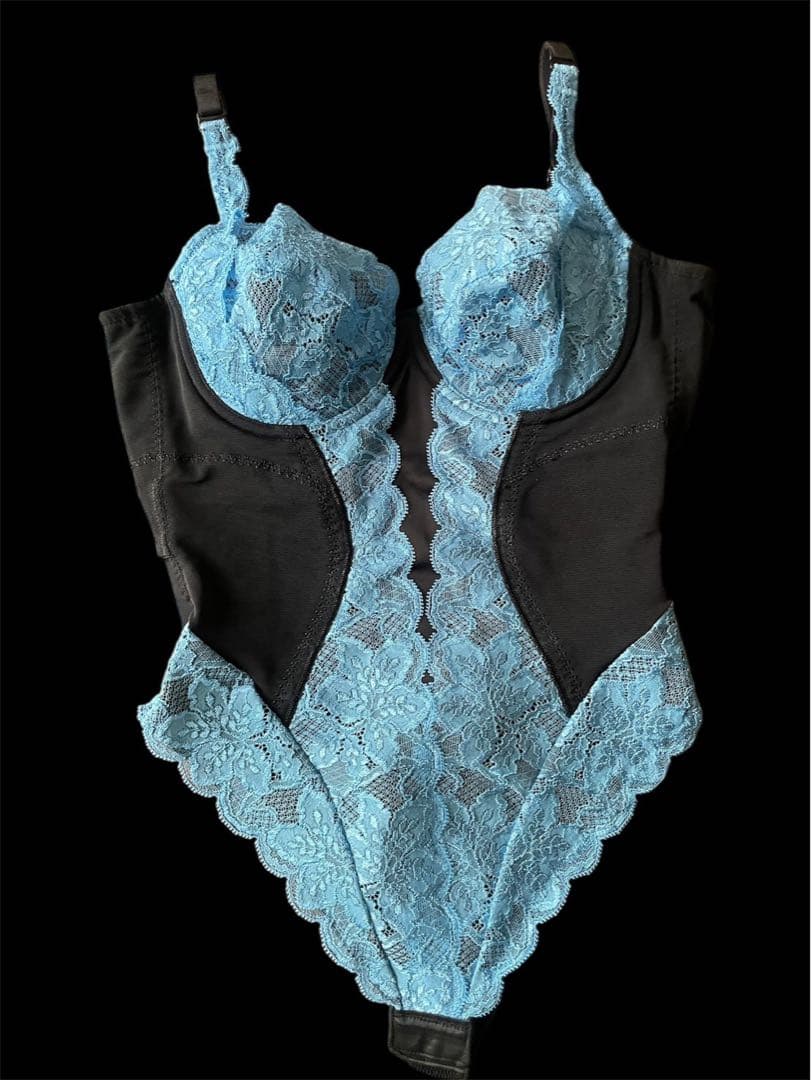 【超美品】グラントイーワンズTバックボディースーツ ブルームーン C80 L