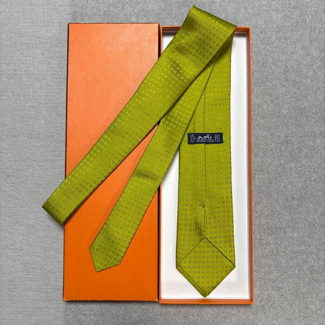 エルメス　ネクタイ 黄緑 H柄H織ファソネ 美品