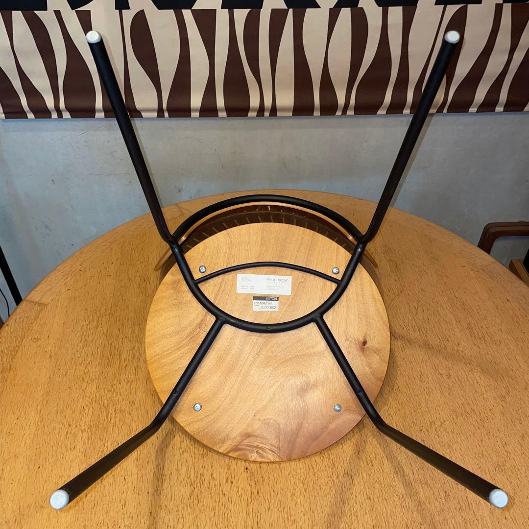 デンマーク　フレデリシア　椅子　ナナディツエル　　緑