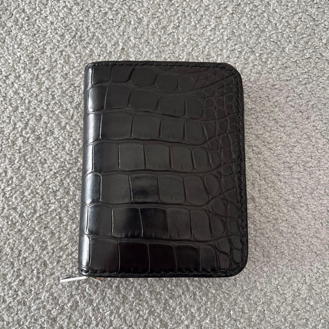 アリゲーター“ディープブラック”ジッパーミドル〜 no9ray