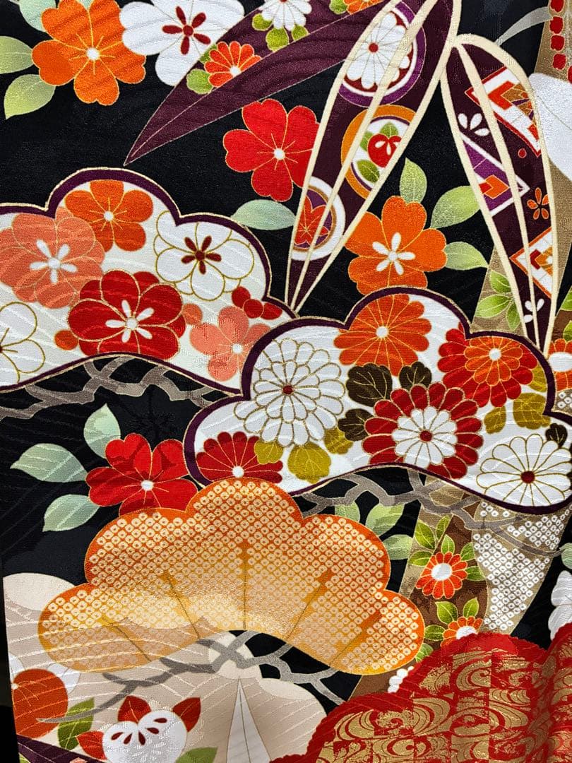 ！値下げ！【正絹】黒 振袖&襦袢２点セット(美品)おまけ付き