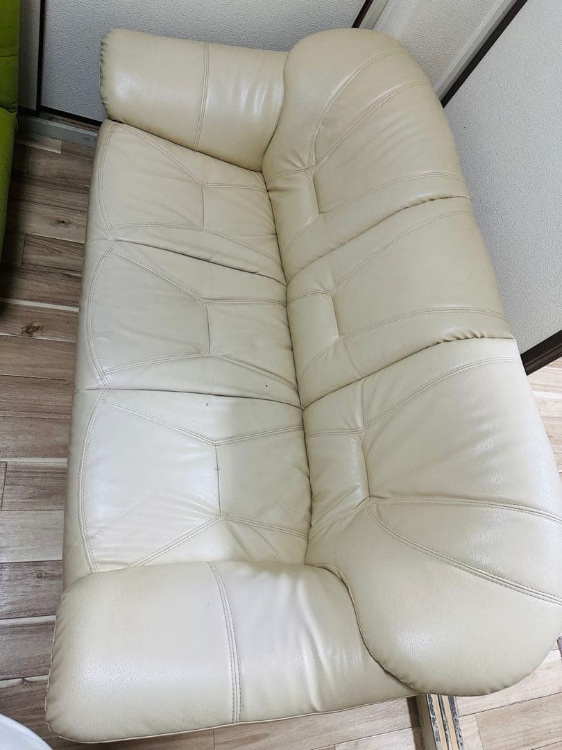 アイボリー 合成皮革 2人掛けソファ お持ち帰りのみ