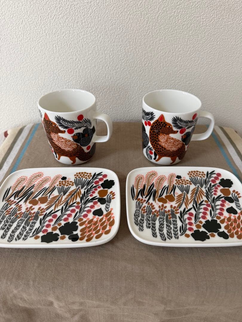 マリメッコ　マグ　プレート　キツネ ケトゥンマルヤ