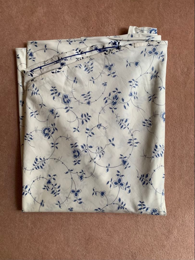 ロイヤルコペンハーゲン円形テーブルクロス