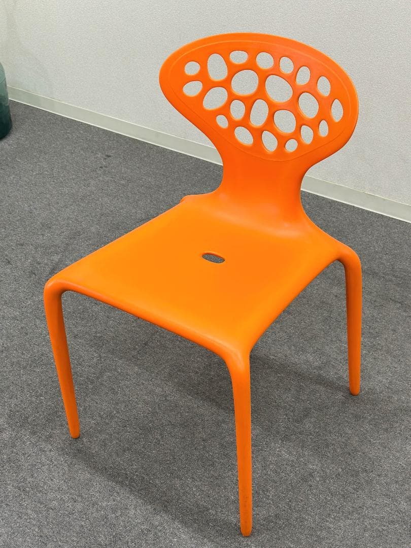 ■モローゾ■スーパーナチュラルチェア　ダイニング　オレンジ　屋外　スタッキング