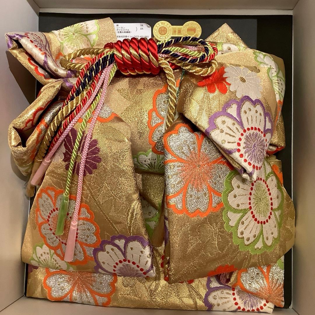貴重　逸品高級七五三用 正絹花柄金色Jr.結び帯　証紙付き