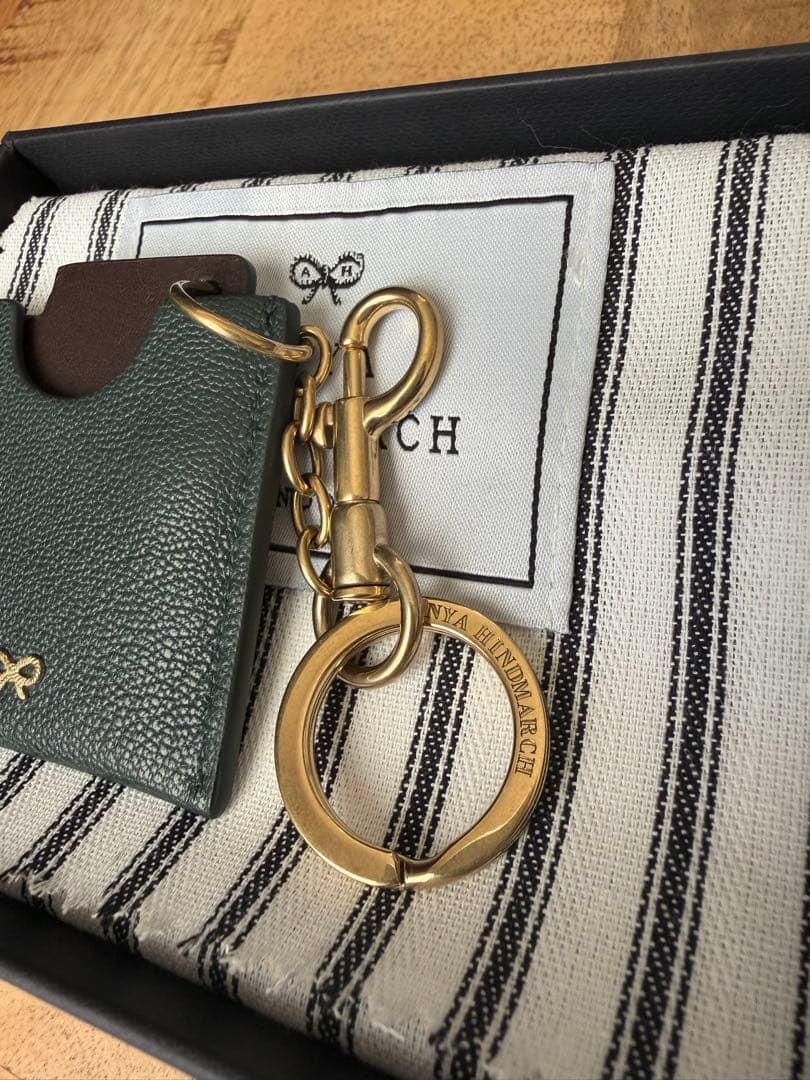 美品＊アニヤハインドマーチ 「After Eight®」 チャーム 保証付き