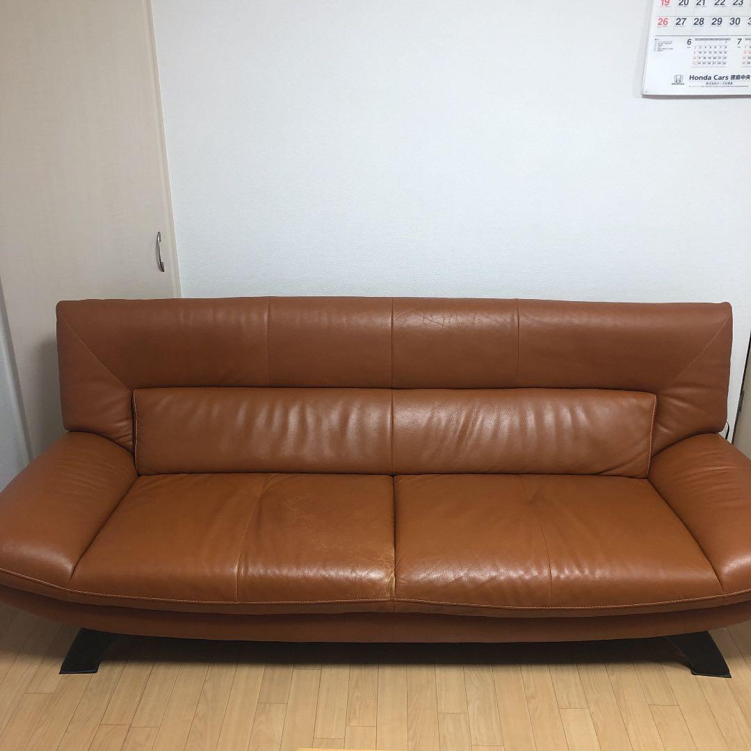 J*n様 カリモク 3人掛け　3シーター ソファー