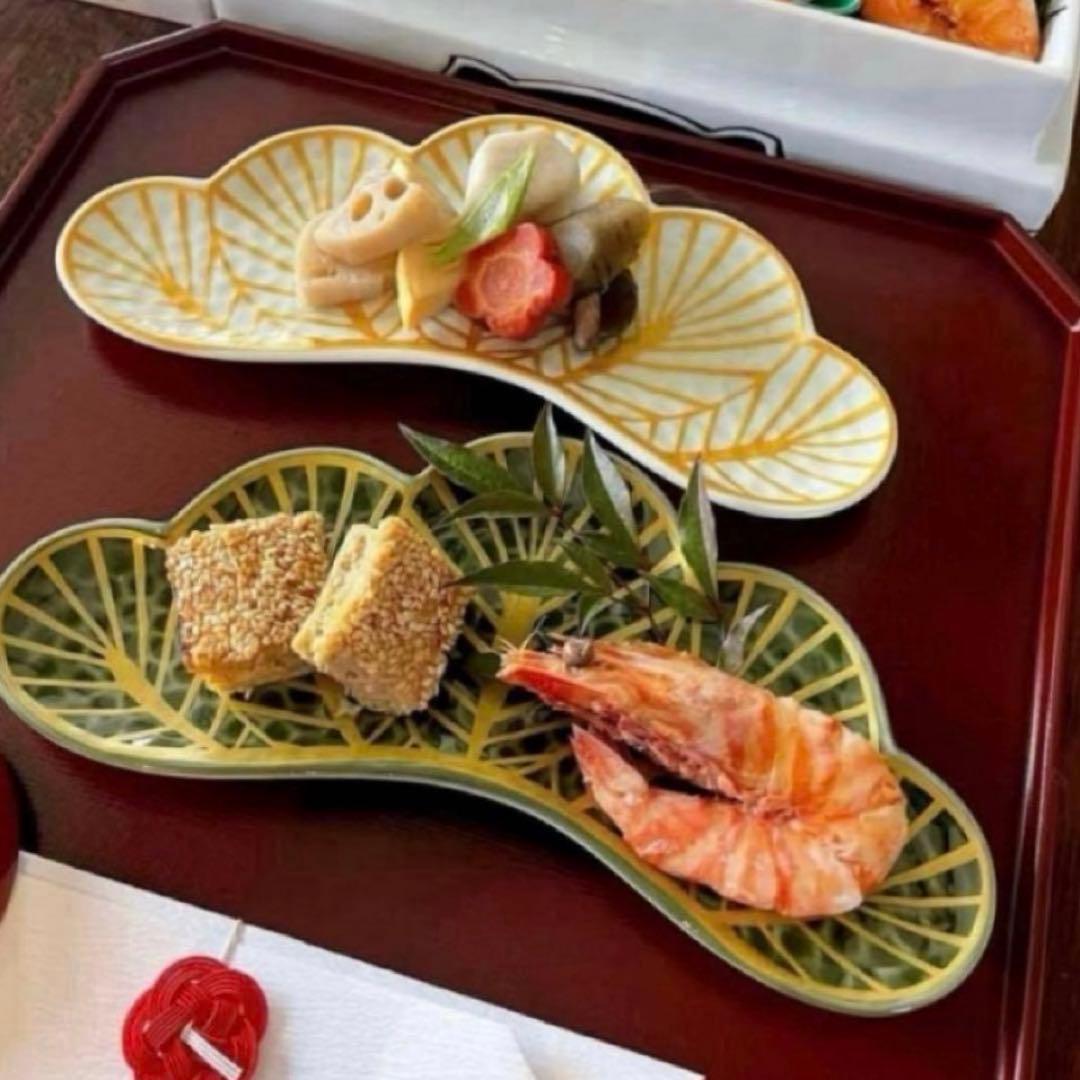 【新品】【大人気】有田焼幸楽窯 錦茶緑金松葉形前菜皿3枚セット　縁起物