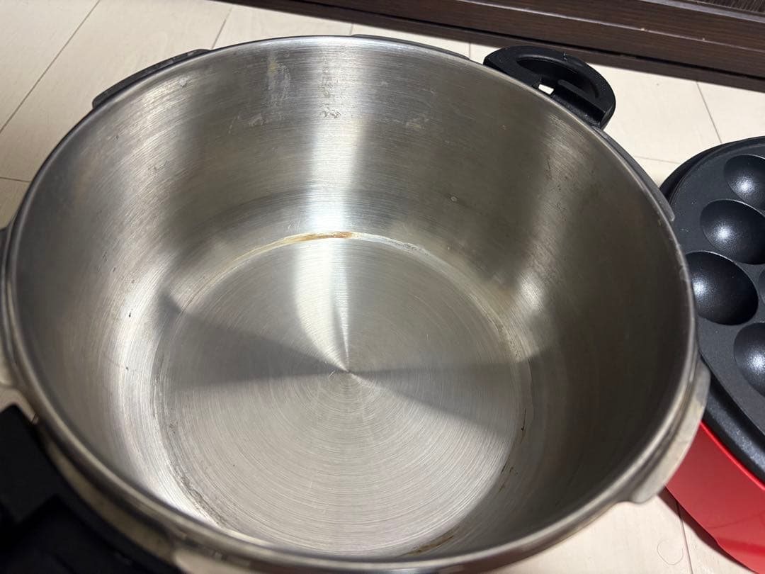 【調理器具】　圧力鍋　たこ焼き機　ミキサー　他　まとめ売り