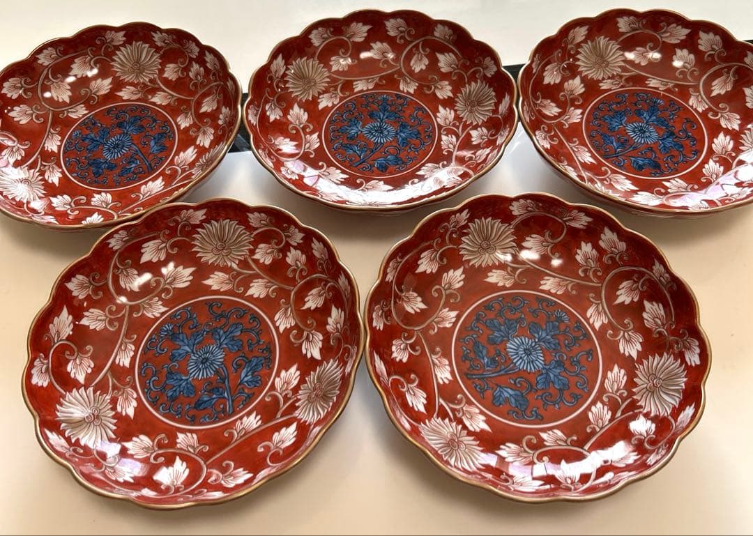 【希少】源右衛門作　古伊万里の伝統　日本の銘窯　赤濃菊唐草文　五枚セット
