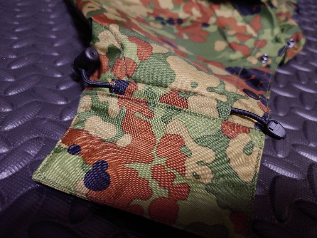 【未使用品】FÜRST GORE-TEX自衛隊迷彩 レインウェア Lサイズ