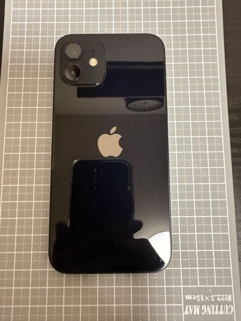 iphone12 本体(充電コード付き)