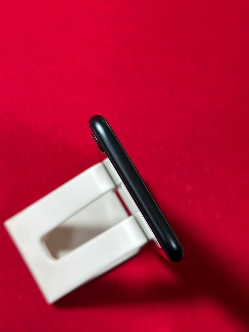 【2943】iPhone SE3第3世代ミッドナイト 64GB simフリー