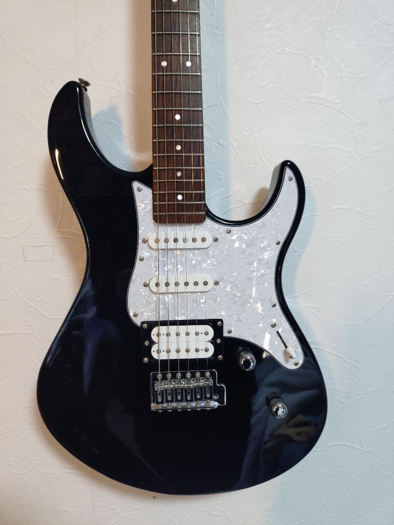 Yamaha PACIFICA pac112v ブラック エレキギター　整備済み