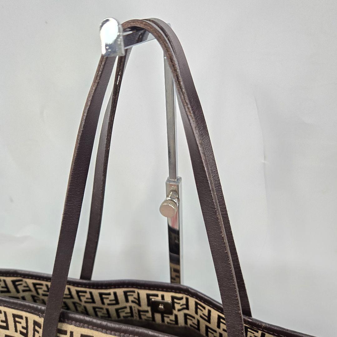 極美品 FENDI トートバッグ ズッカ柄 A4収納可能
