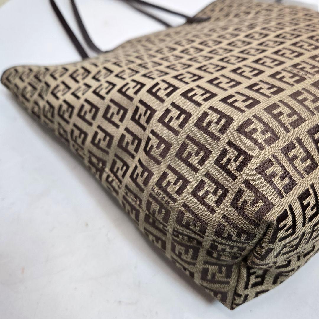 極美品 FENDI トートバッグ ズッカ柄 A4収納可能
